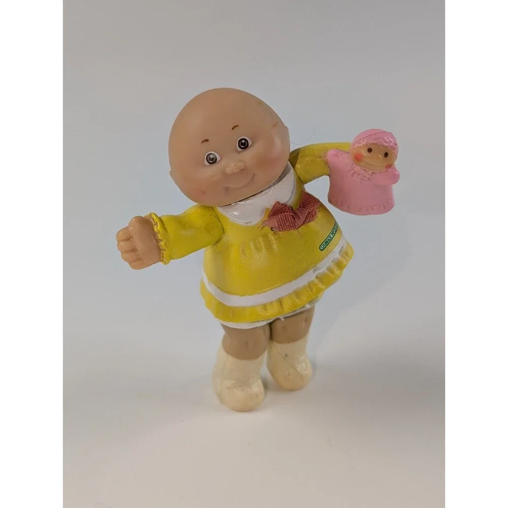 Vintage Cabbage Patch Kids PVC Figures Lot of 2 Baby Dolls w Mini Dolls 1980s